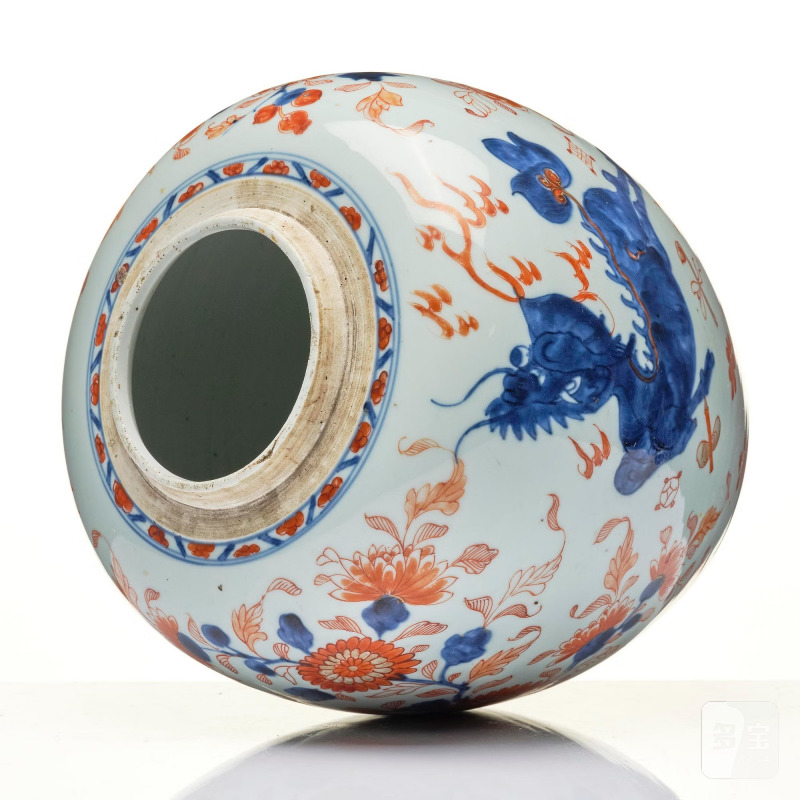 An Imari jar, - 图5